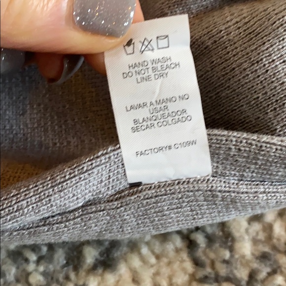 Adidas knit hat - reversible - Picture 6 of 8